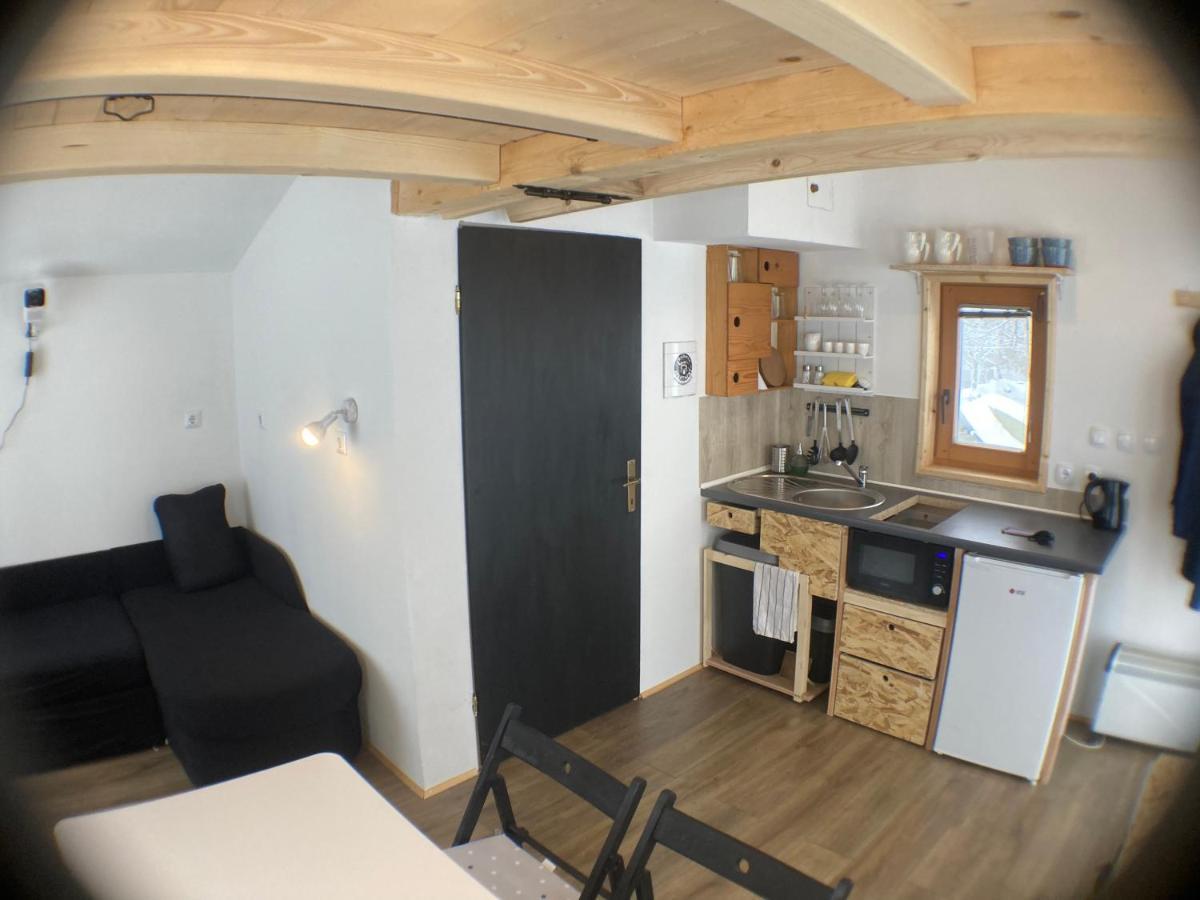 Вилла Tiny House Mislinja Экстерьер фото